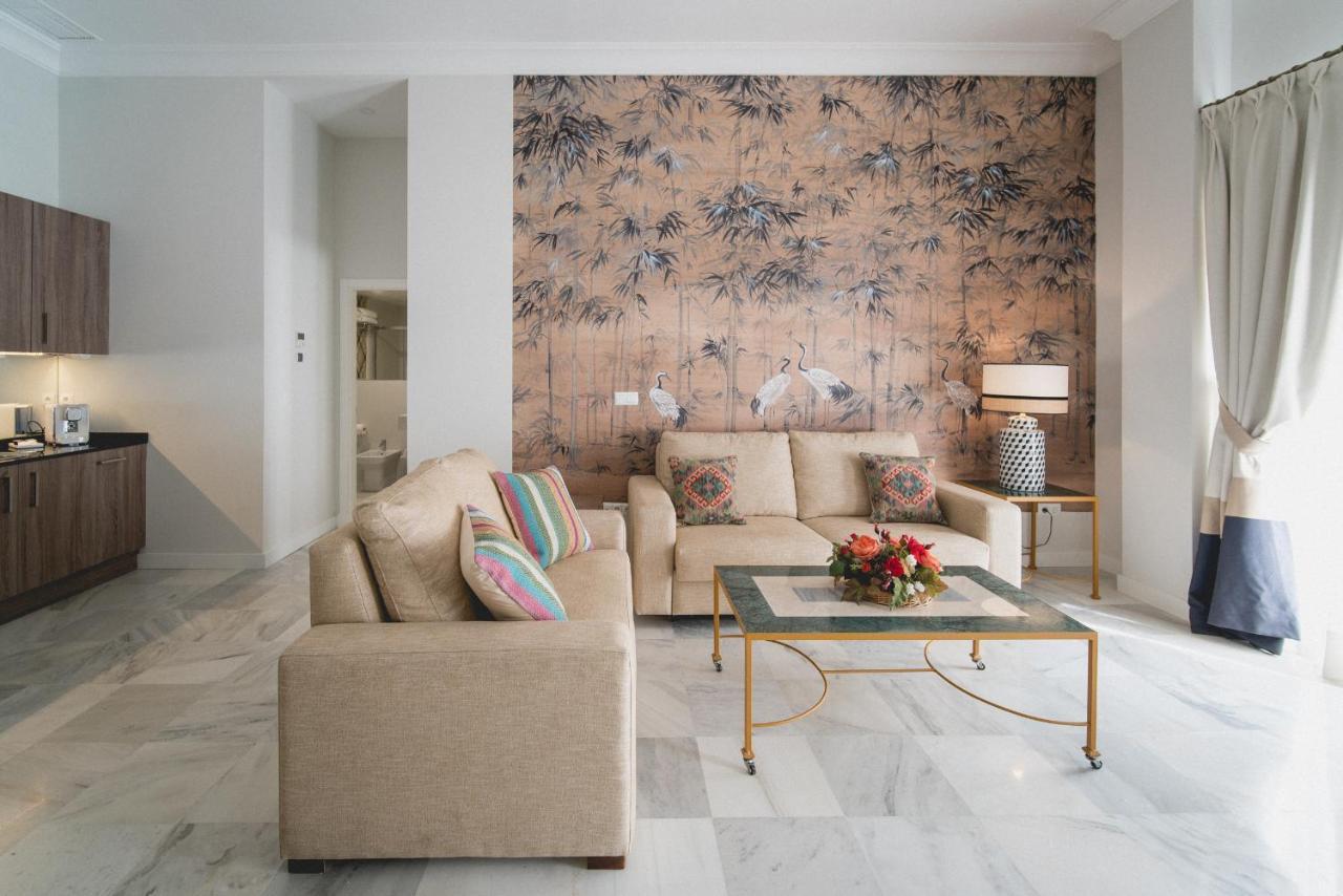 Apartamentos Abreu Suites Seville Luaran gambar