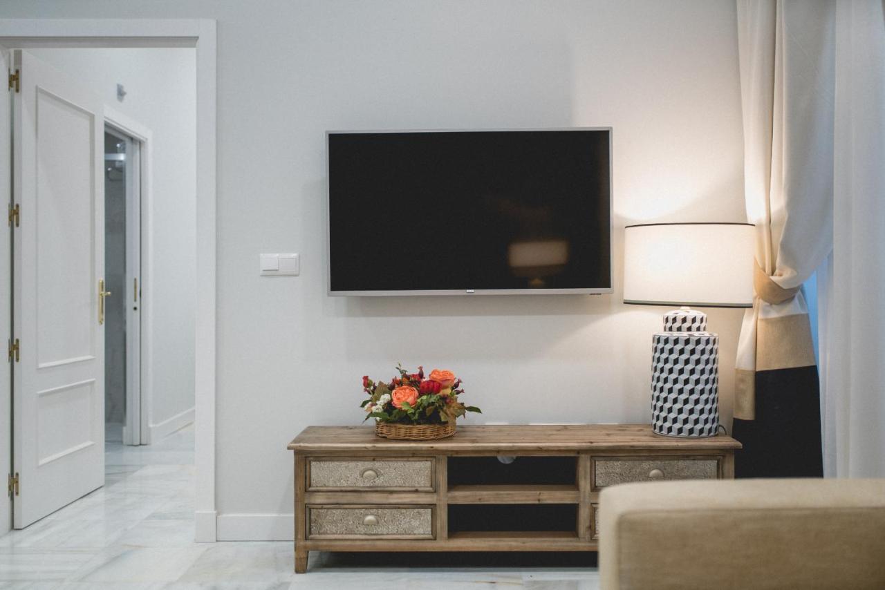 Apartamentos Abreu Suites Seville Luaran gambar