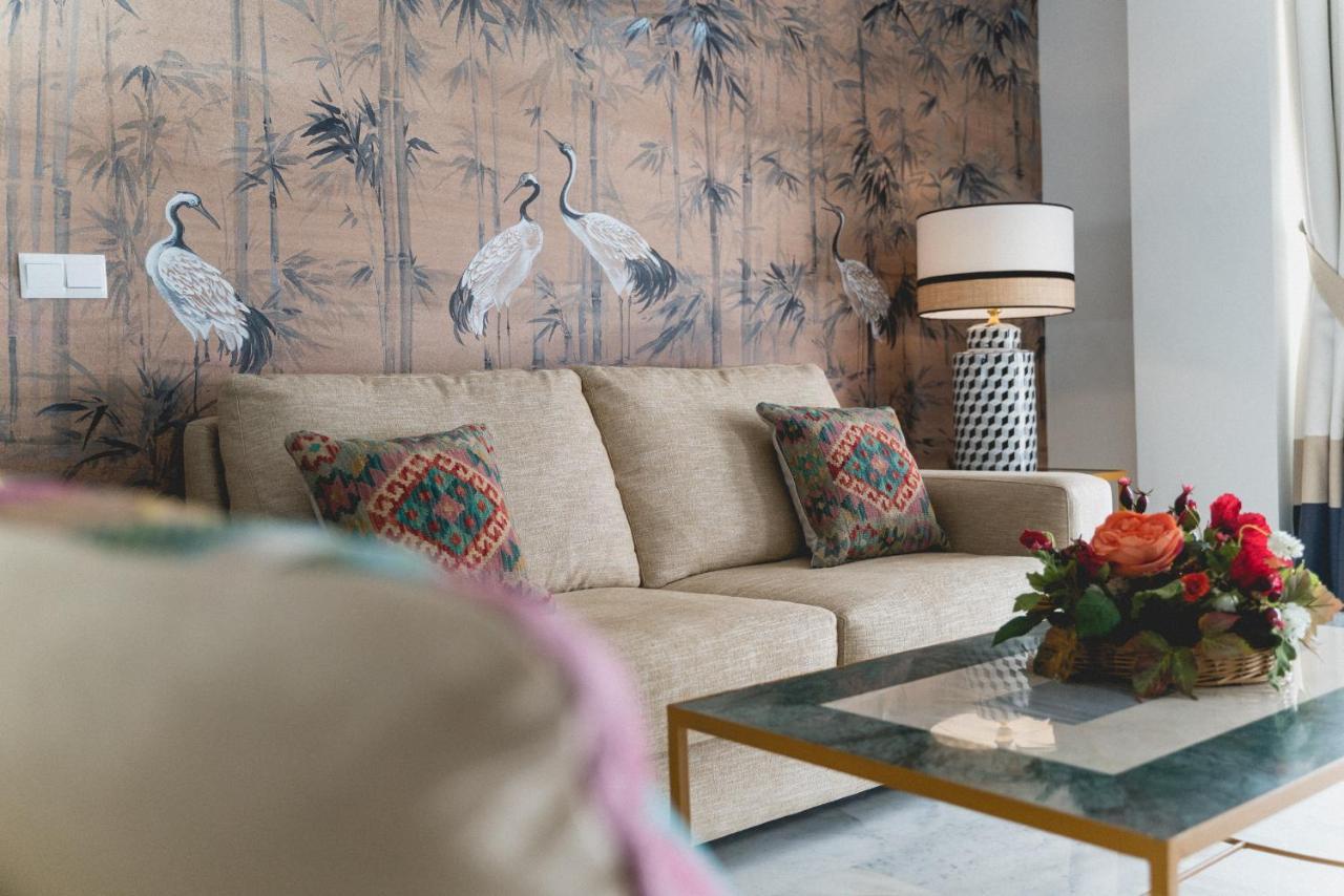 Apartamentos Abreu Suites Seville Luaran gambar