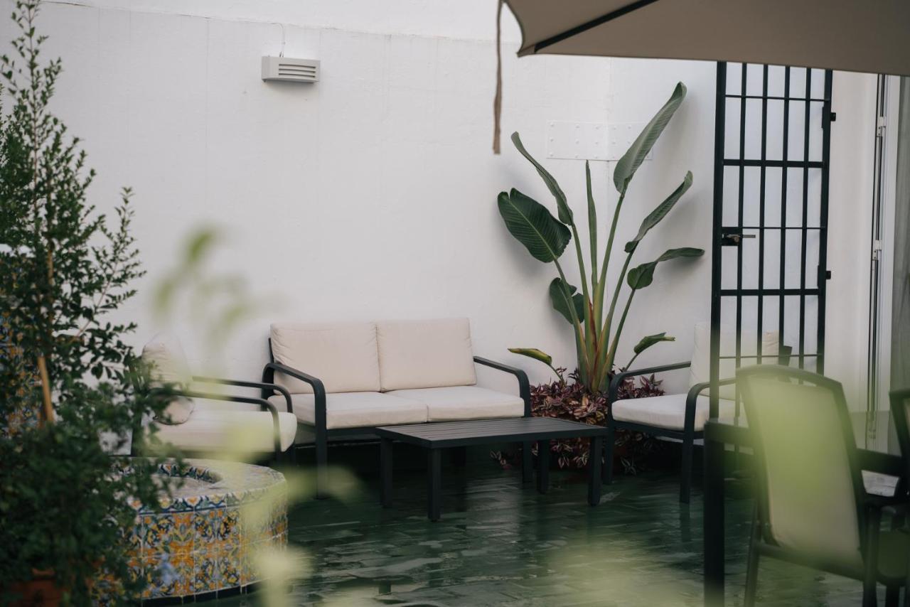 Apartamentos Abreu Suites Seville Luaran gambar
