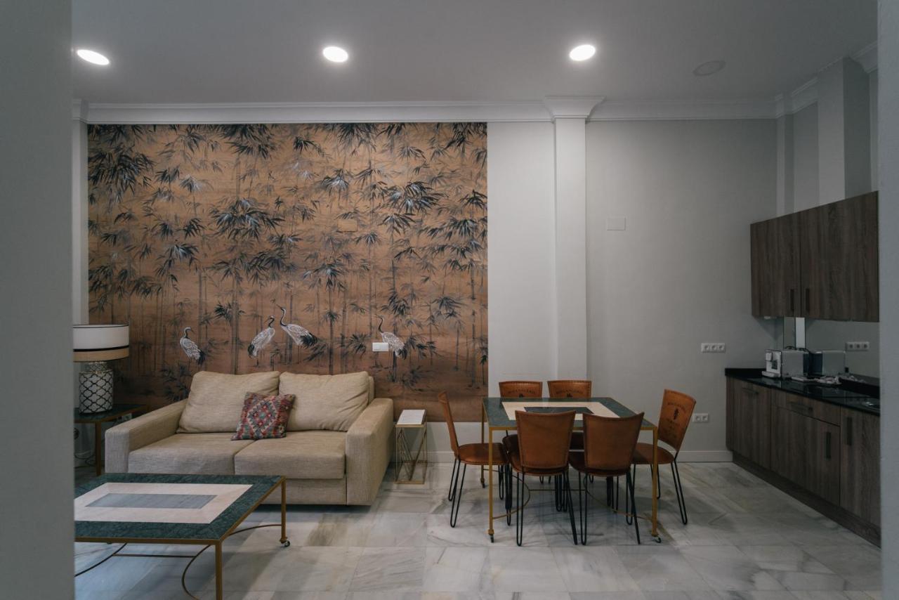 Apartamentos Abreu Suites Seville Luaran gambar
